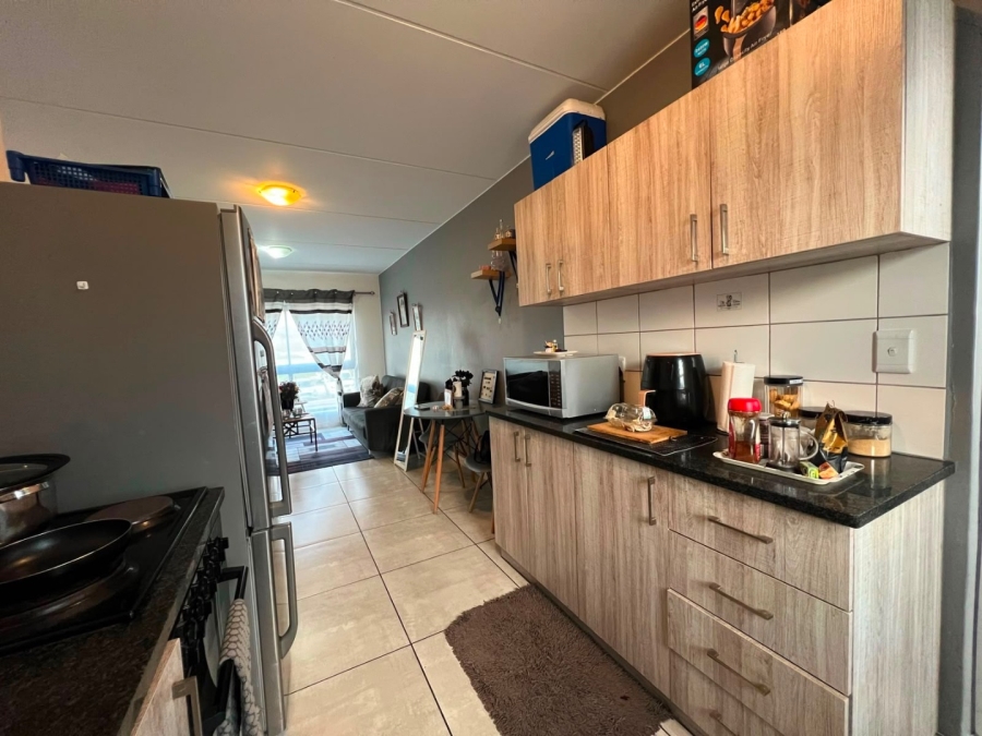 2 Bedroom Property for Sale in Aan de Wijnlanden Western Cape